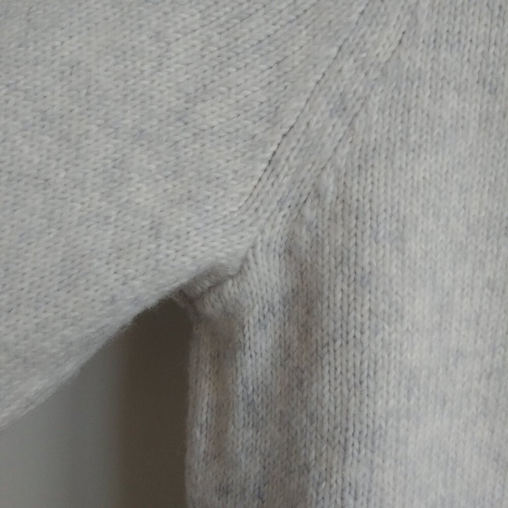 Upcycled one of a kind 100% hand embroidered grey purple cotton sweater Small - Picture 9 of 15